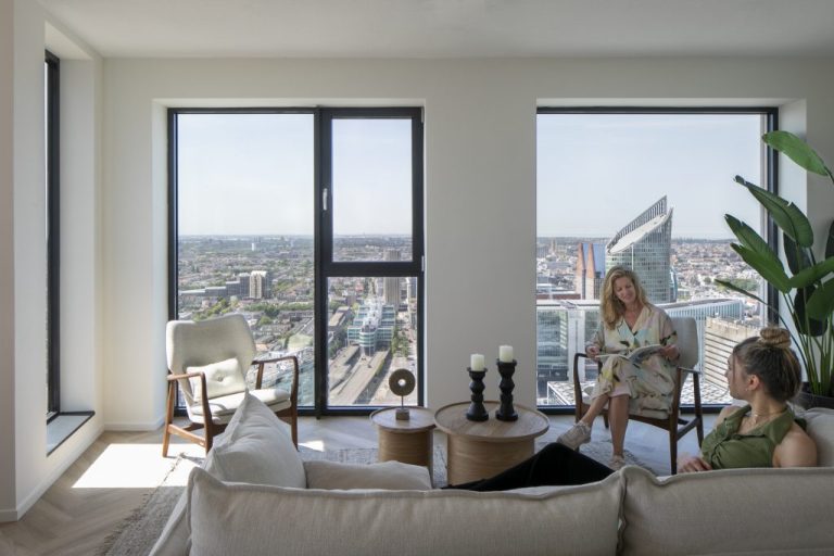 Daria-Scagliola-6619_23v2-2250×1500-2-1024×683